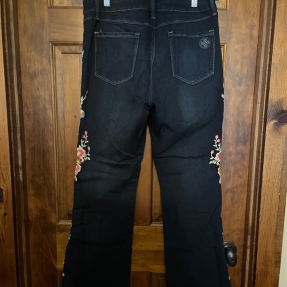 Laurie Felt Vital  Stretch Embroidered Boot Cut Jeans Large, 12-14 - Picture 3 of 3